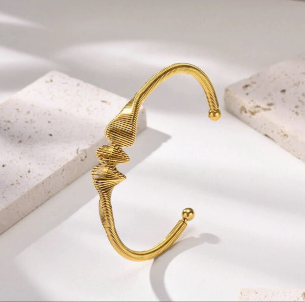 1050 Gold Plated Bangle - Image 2