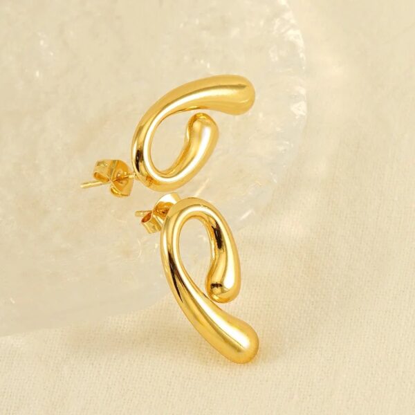 1062 Gold Plated Earrings - Image 3