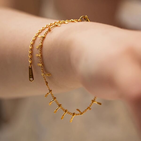 1084 Gold Plated Bracelet - Image 3