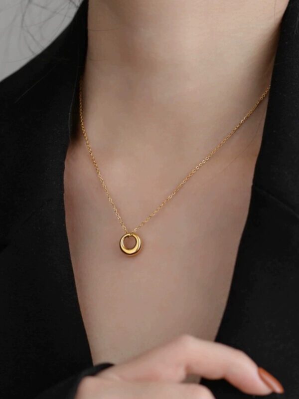 1075 Gold Plated Necklace - Image 4