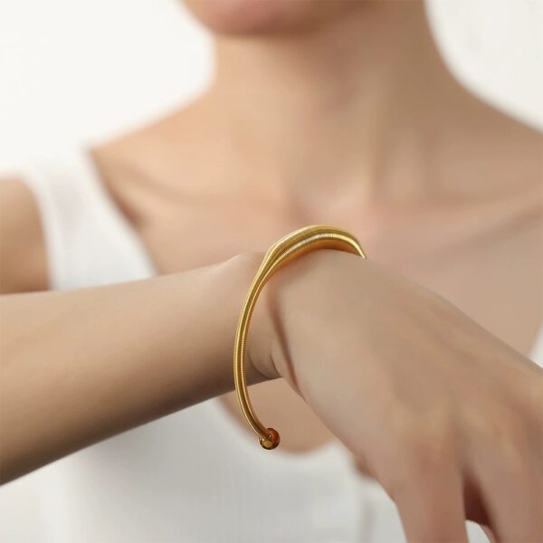 1073 Gold Plated Bangle - Image 2