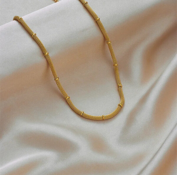 1095 Gold Plated Necklace & Bracelet - Image 7