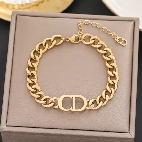 1139 Gold Plated Bracelet