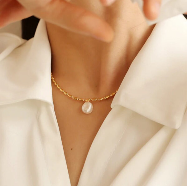 1181 Gold Plated Necklace - Image 3