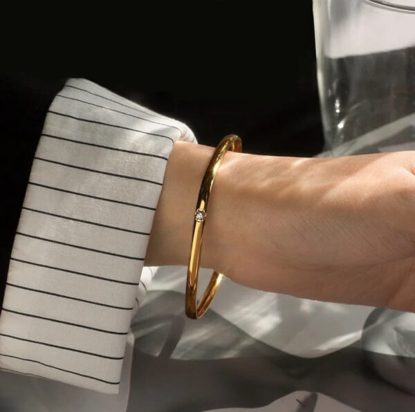 1270 Gold Plated Bangle - Image 2