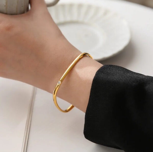 1270 Gold Plated Bangle - Image 4