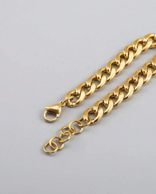 1350 Gold Plated Necklace & Bracelet - Image 9