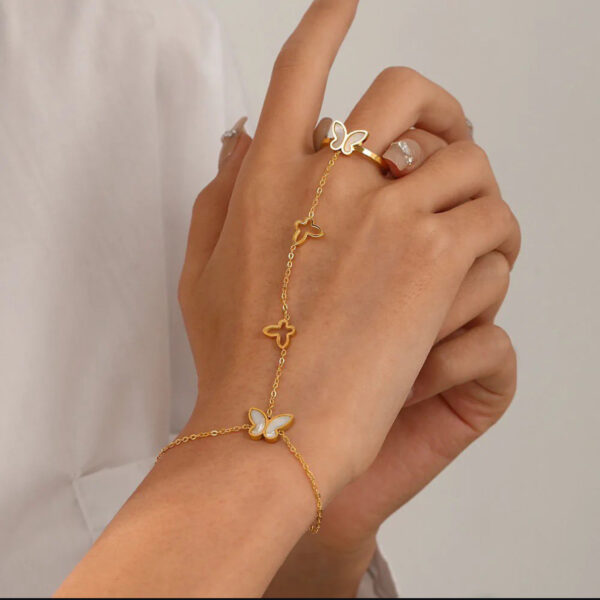 1349 Gold Plated Finger Bracelet