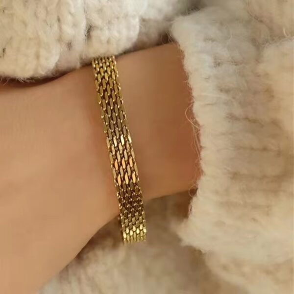 1427 Gold Plated Bracelet - Image 2