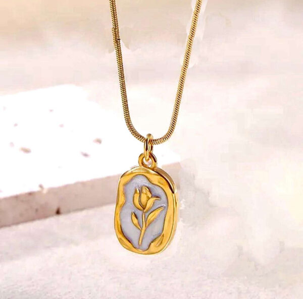 1438 Gold Plated Necklace