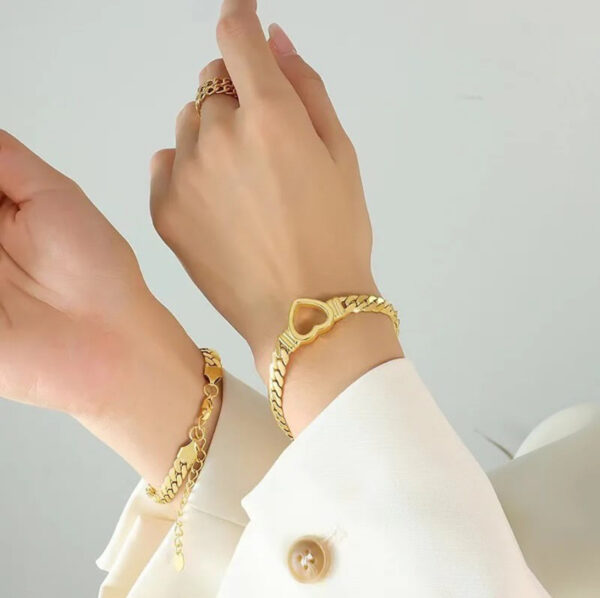 1471 Gold Plated Bracelet - Image 4