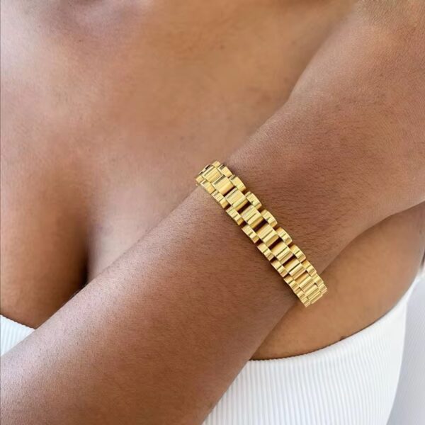 1470 Gold Plated Bracelet
