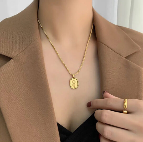1481 Gold Plated Necklace - Image 3