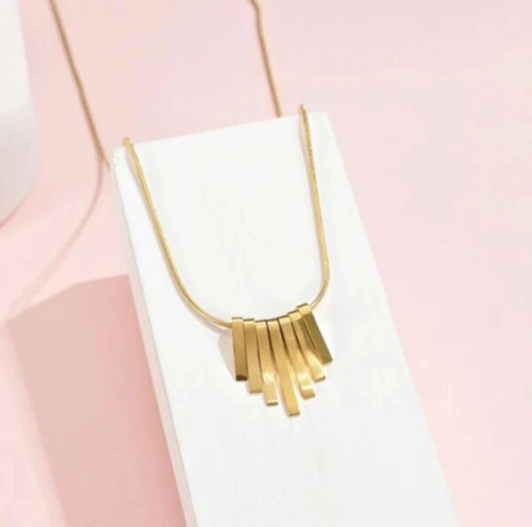 1530 Gold Plated Necklace - Image 3