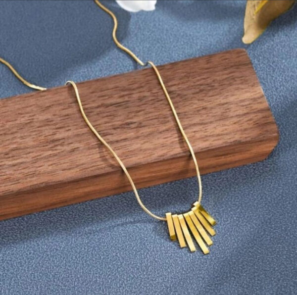 1530 Gold Plated Necklace - Image 5