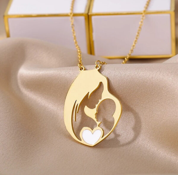 1571 Gold Plated Necklace - Image 4
