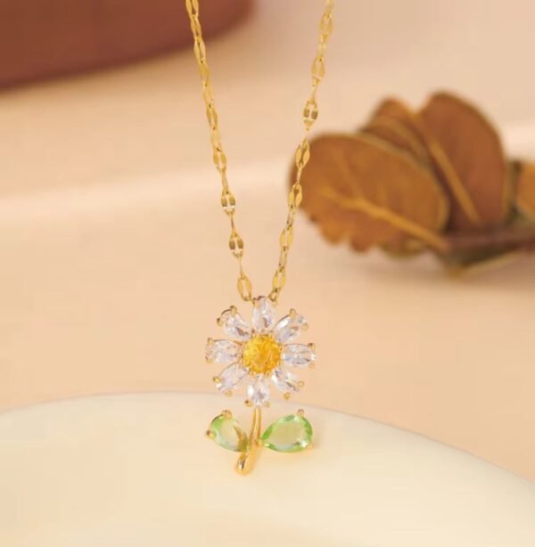 1530 Gold Plated Necklace