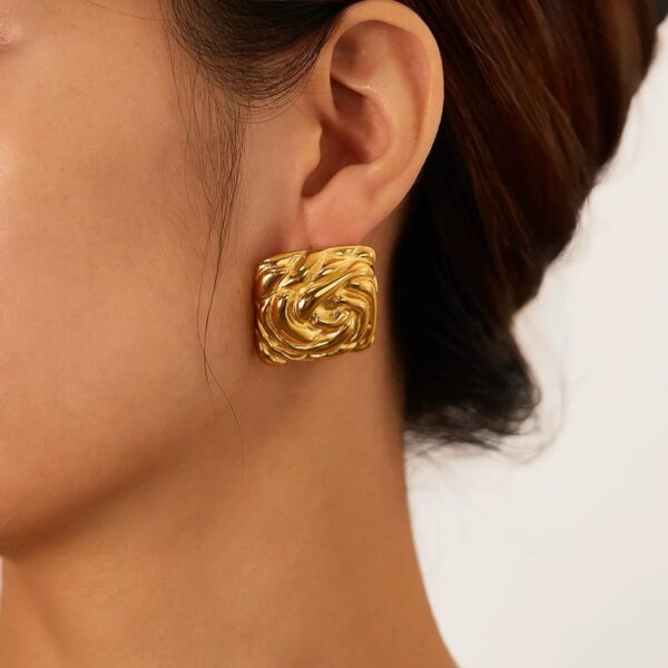 1566 Gold Plated Earrings