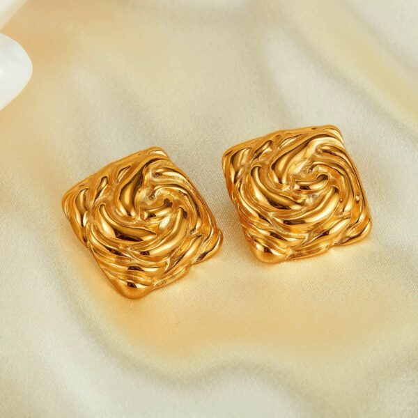 1566 Gold Plated Earrings - Image 3