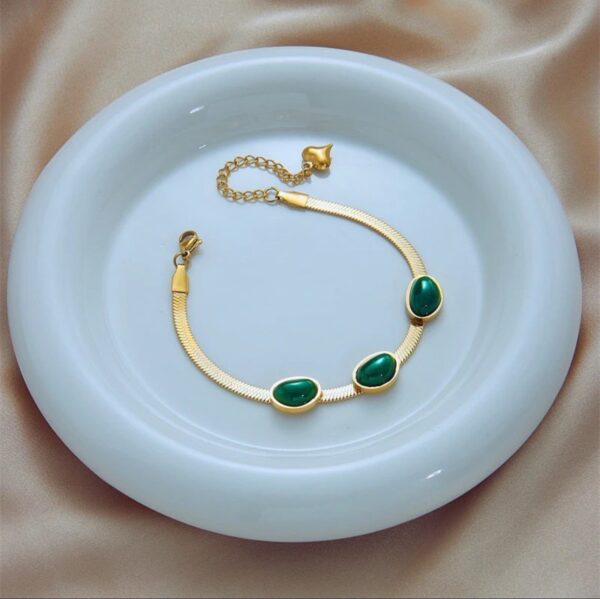 1564 Gold Plated Necklace & Bracelet - Image 6