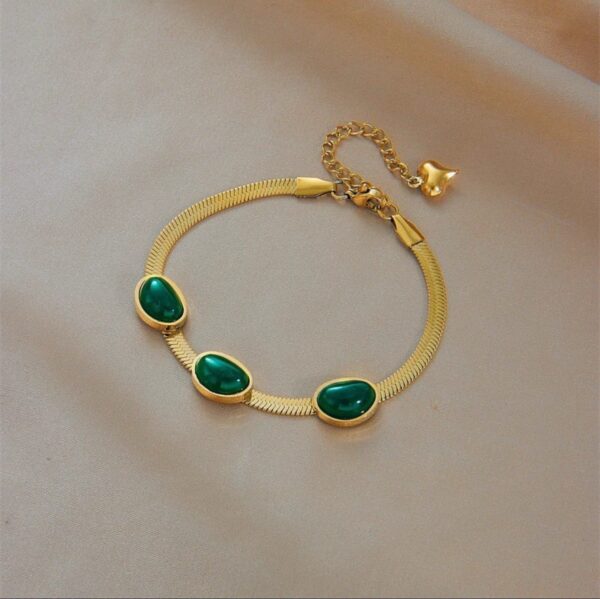 1564 Gold Plated Necklace & Bracelet - Image 7