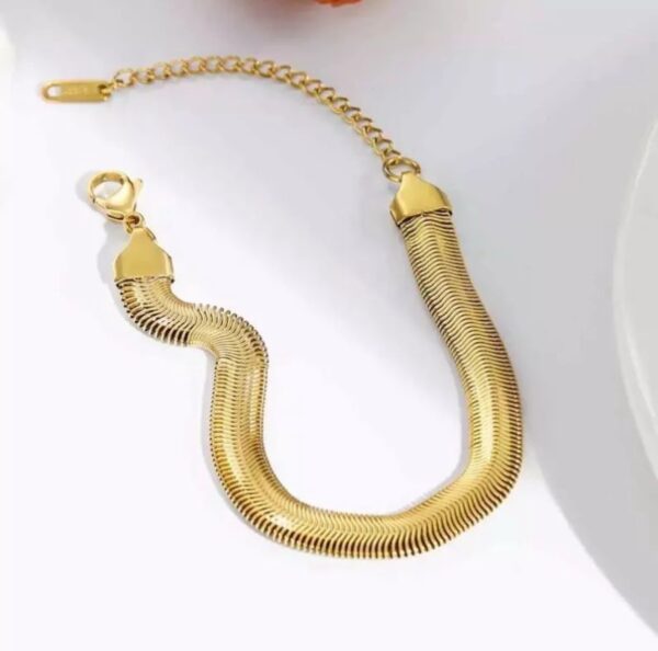 1561 Gold Plated Bracelet - Image 2