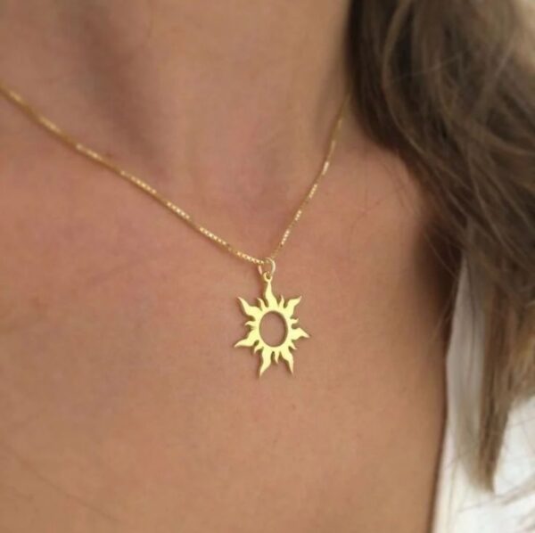 1550 Gold Plated Necklace - Image 2