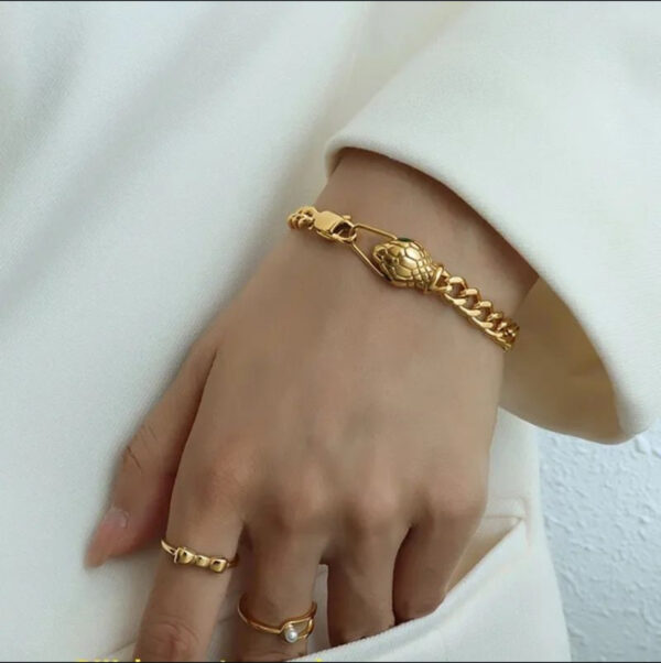 1610 Gold Plated Bracelet - Image 3