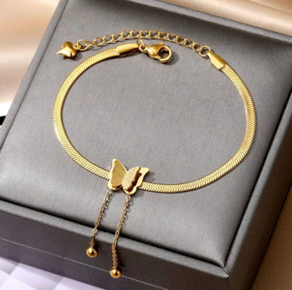 1609 Gold Plated Bracelet
