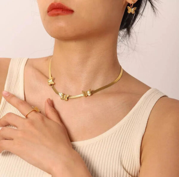 1623 Gold Plated Necklace