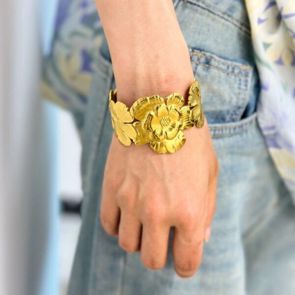 1646 Gold Plated Bangle - Image 3