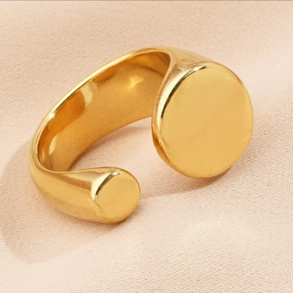 1647 Gold Plated Ring - Image 3