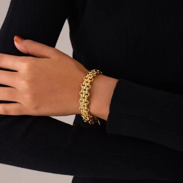 1650 Gold Plated Bracelet - Image 3