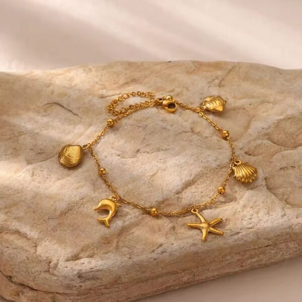 1660 Gold Plated Bracelet