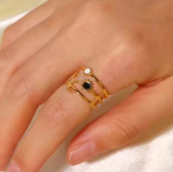 1658 Gold Plated Ring - Image 2