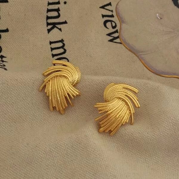 1679 Gold Plated Earrings