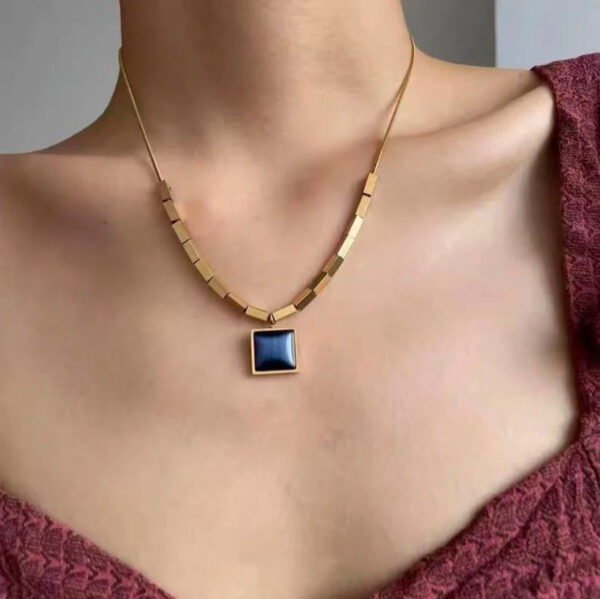 1697 Gold Plated Necklace - Image 4