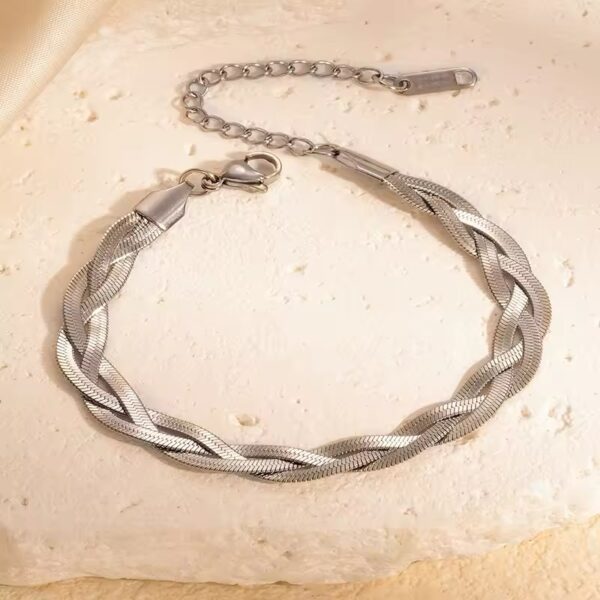 1704 Gold Plated Necklace & Bracelet - Image 7