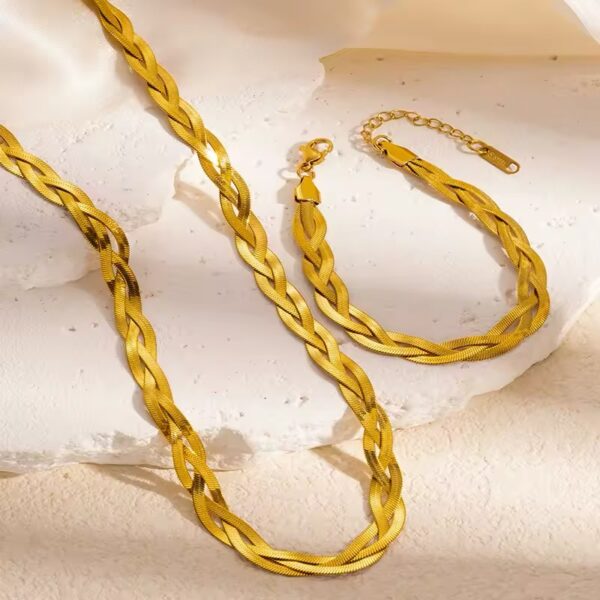 1705 Gold Plated Necklace & Bracelet
