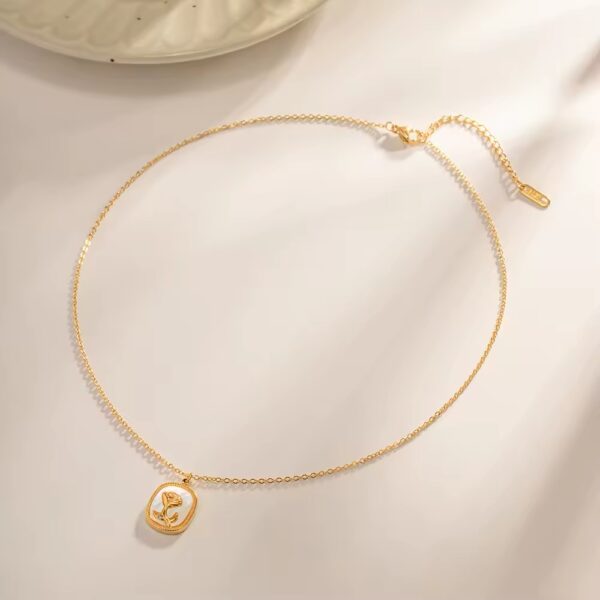 1695 Gold Plated Necklace - Image 5