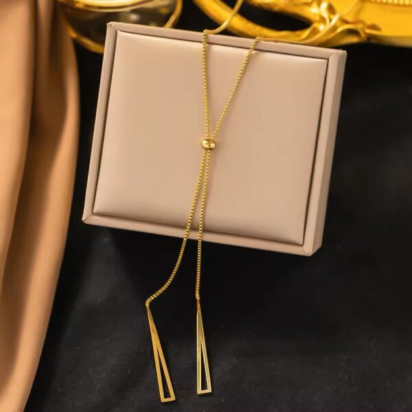 1700 Gold Plated Necklace - Image 2