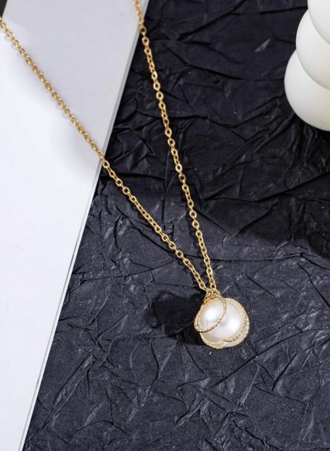 1690 Gold Plated Necklace