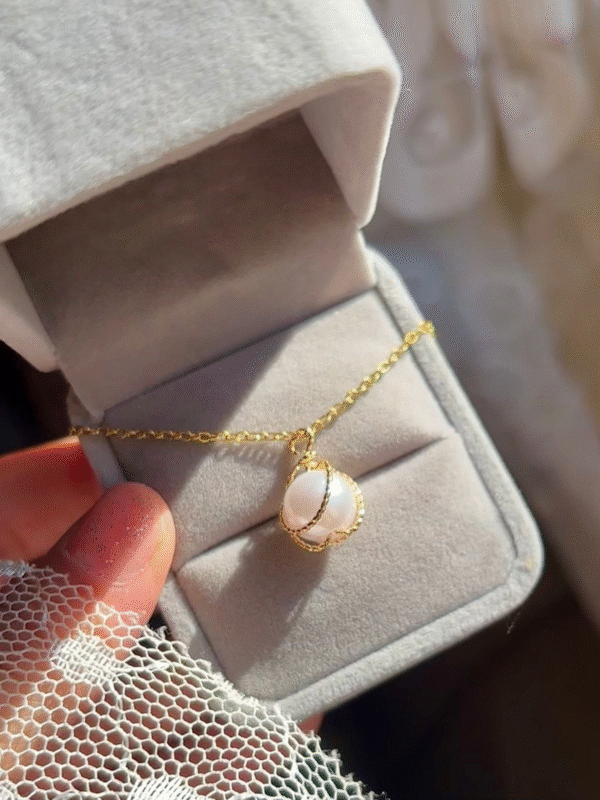 1690 Gold Plated Necklace