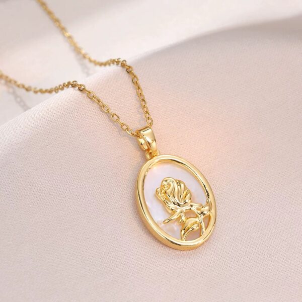 1737 Gold Plated Necklace - Image 4
