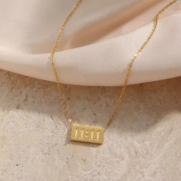 1740 Gold Plated Necklace - Image 3