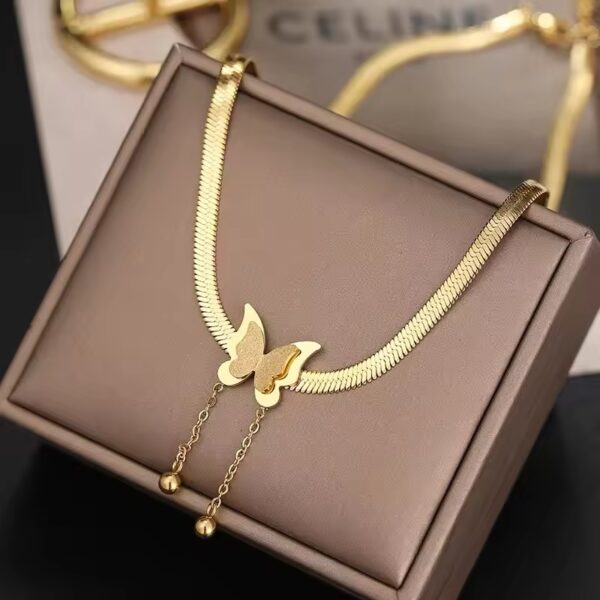 1762 Gold Plated Necklace