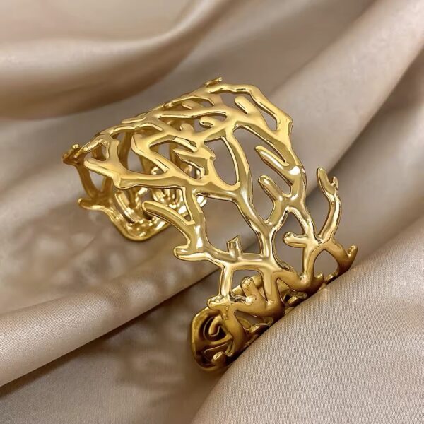 1779 Gold Plated Bangle - Image 3