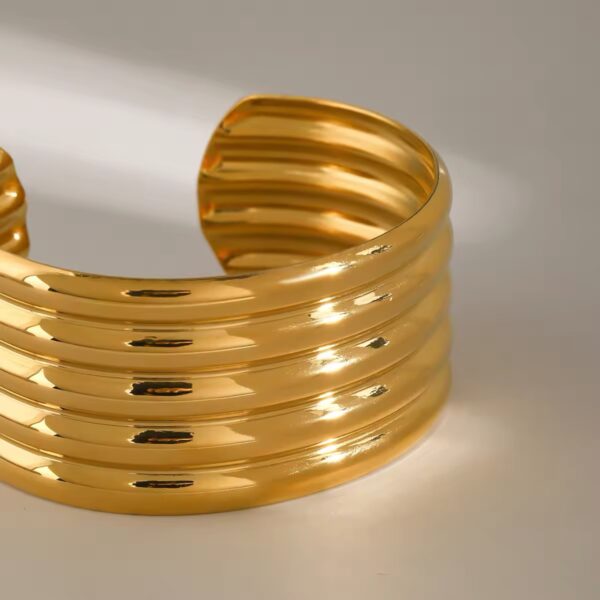 1778 Gold Plated Bangle - Image 3