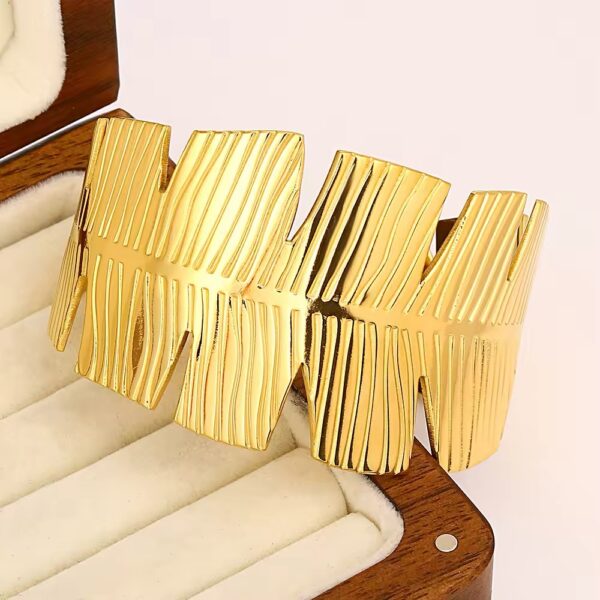 1777 Gold Plated Bangle - Image 4