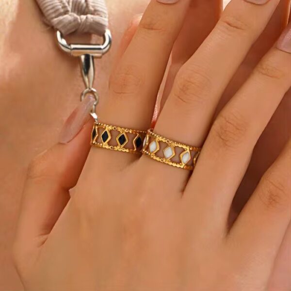 1800 Gold Plated Ring
